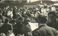 Foto de Mayorga, gente antes de ir a la Virgen del Camino, Concilio Vaticano II