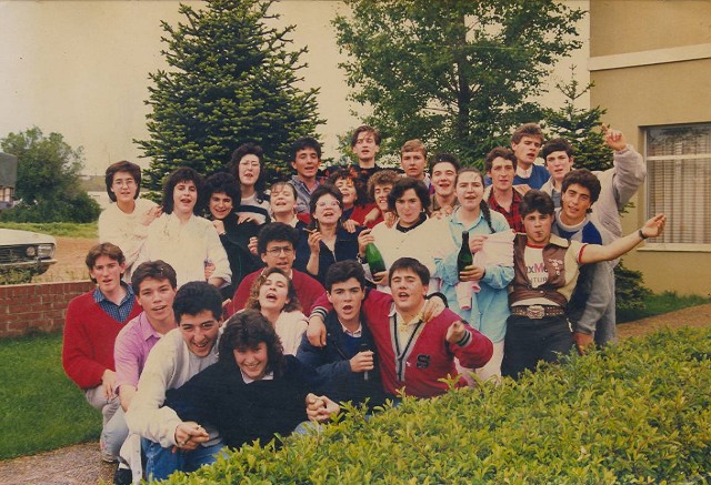 Foto de los Quintos de Mayorga del 88 y 89
