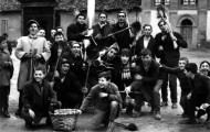 Foto de los quintos de Mayorga en 1964