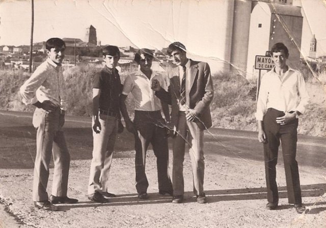 Amigos en Mayorga Gasolinera