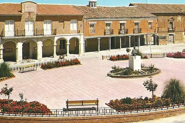 Panoramica plaza españa Mayorga