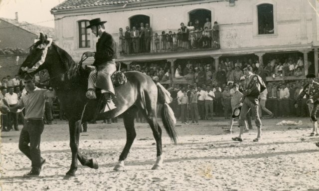 Paseillo cuadrilla toros Mayorga