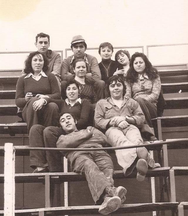 Amigos en la plaza toros mayorga