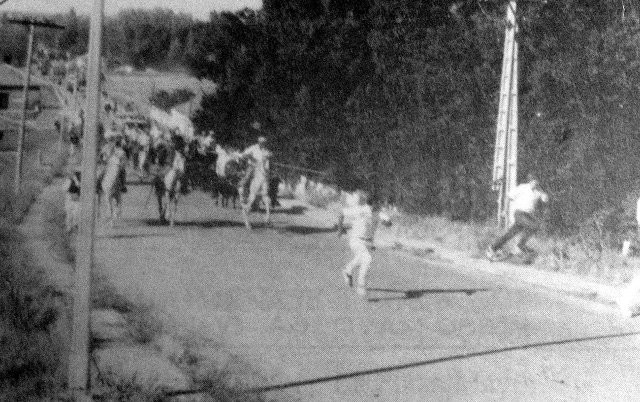 encierro a caballo 1989
