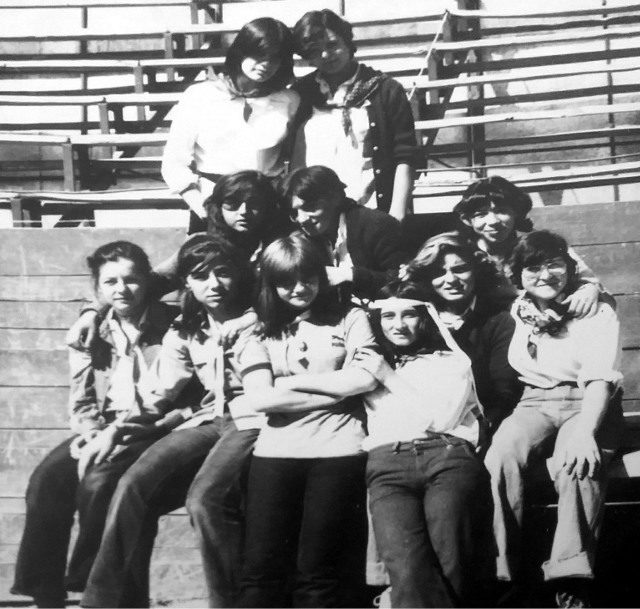 Mujeres en la plaza de toros de Mayorga. 1978